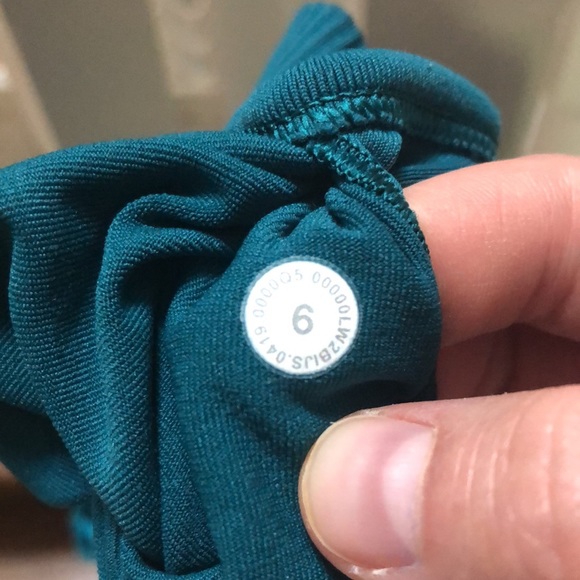 Lululemon Ebb to Street Bra - Picture 4 of 4